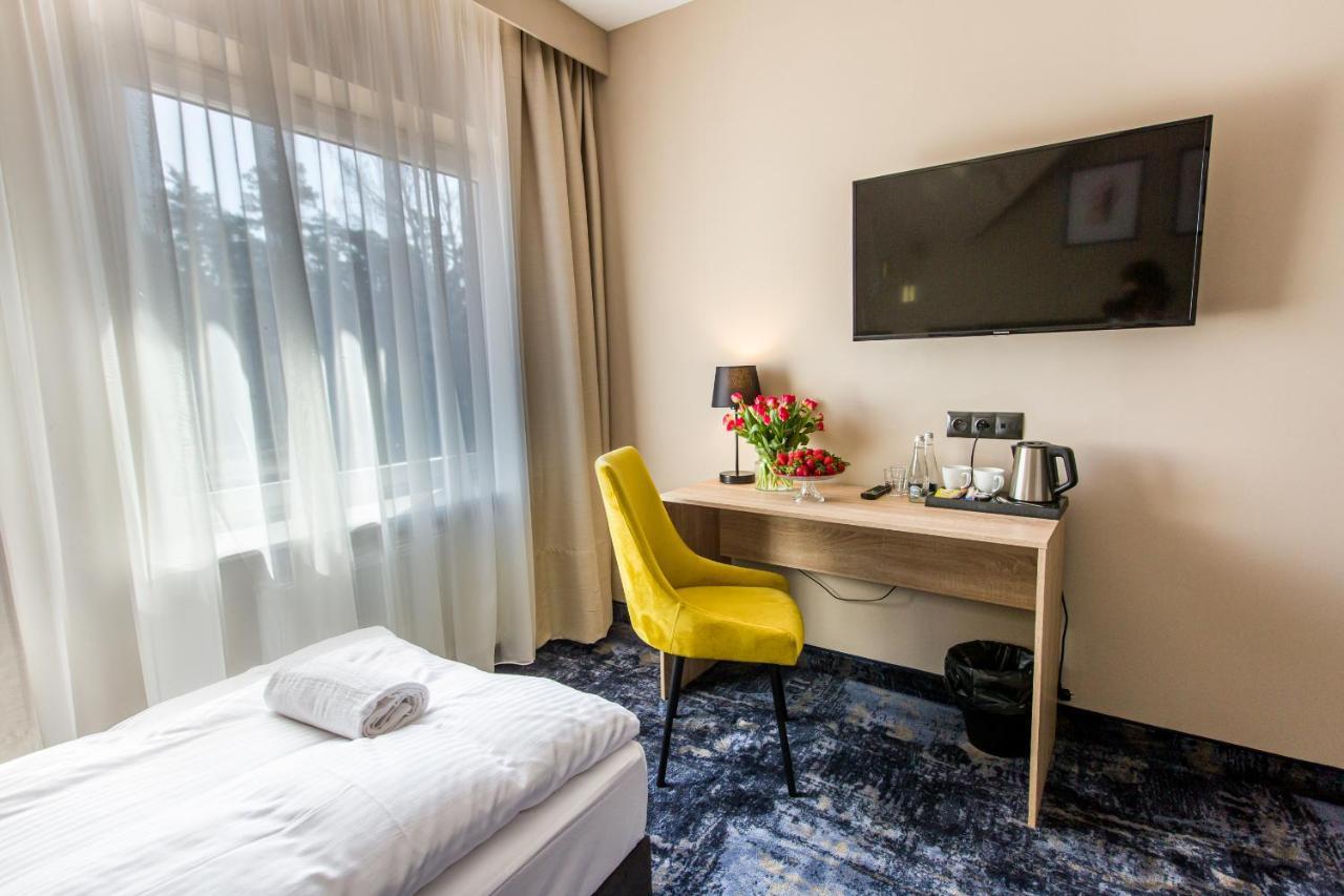 Hotel Zodiak Sucha  외부 사진