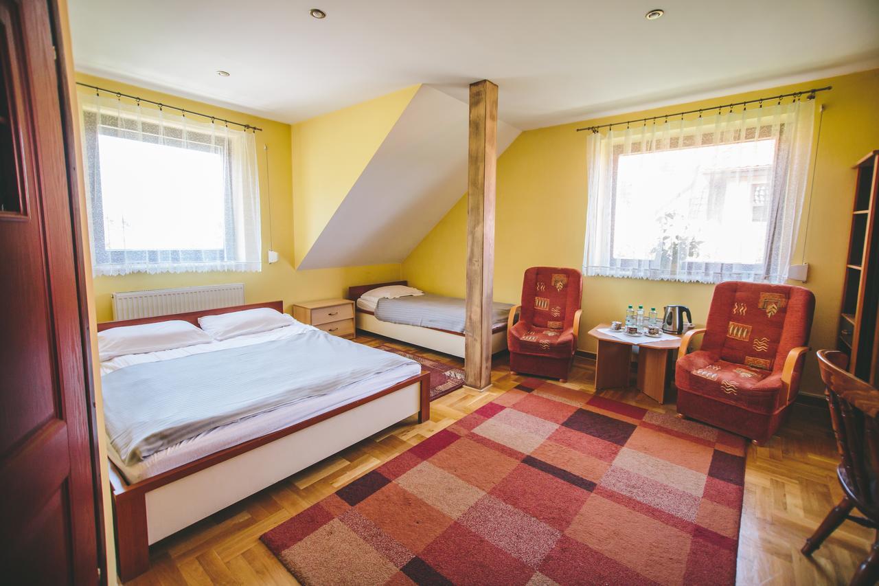 Hotel Zodiak Sucha  외부 사진